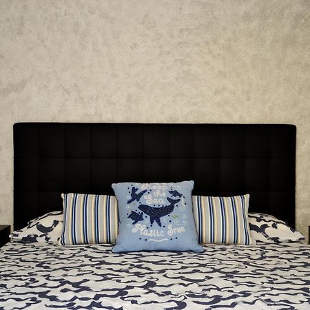 Caposele38 Apartment Трани Екстериор снимка