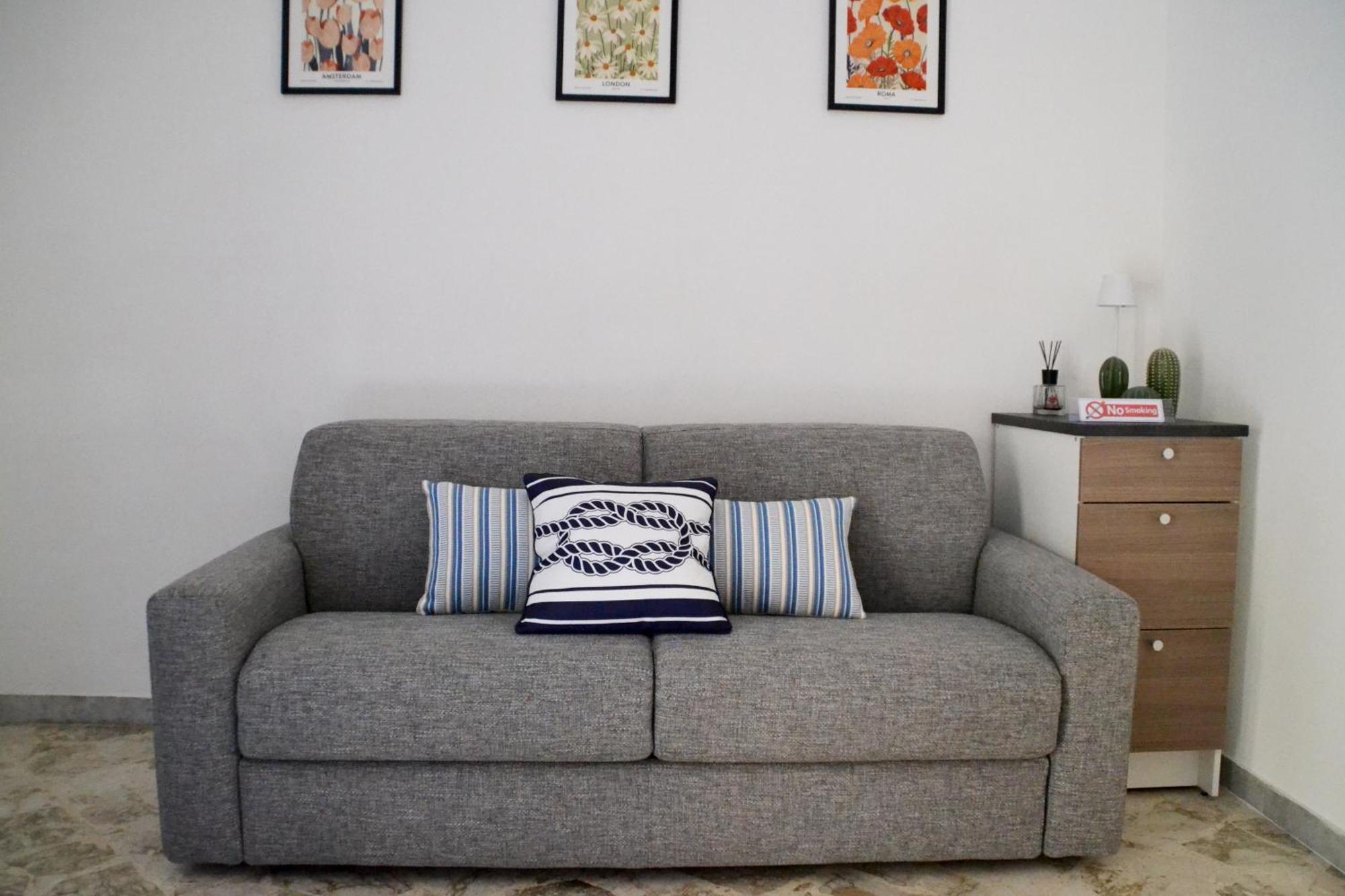 Caposele38 Apartment Трани Екстериор снимка